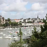 Vue Mer. A 40m De La Plage. *