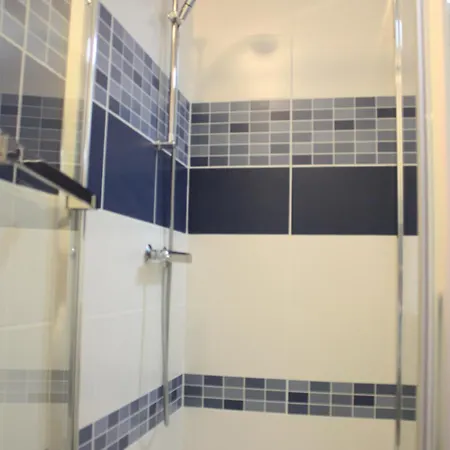 Vue Mer. A 40m De La Plage.