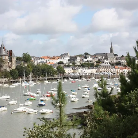 Vue Mer. A 40m De La Plage. *
