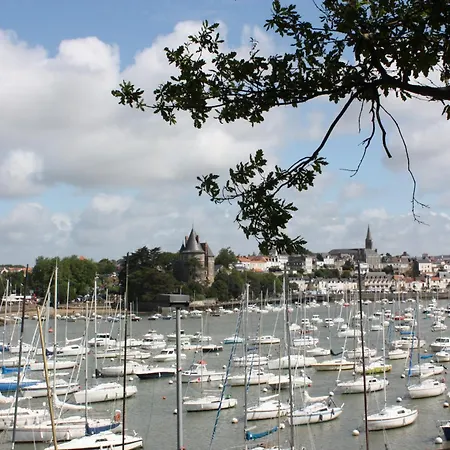 Apartment Vue Mer. A 40m De La Plage.