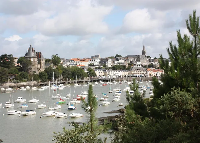 Vue Mer. A 40m De La Plage. *